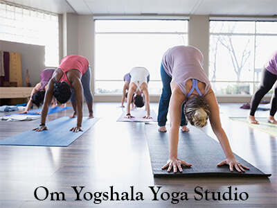 Beginners-yoga-class