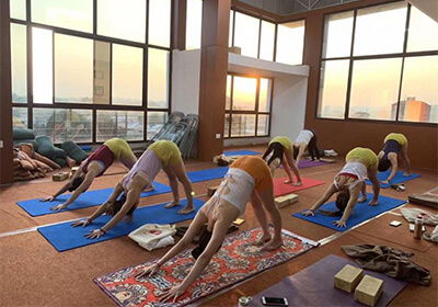 hatha-yoga-om-yogashala
